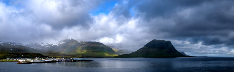 Grundarfjörður, Iceland photo