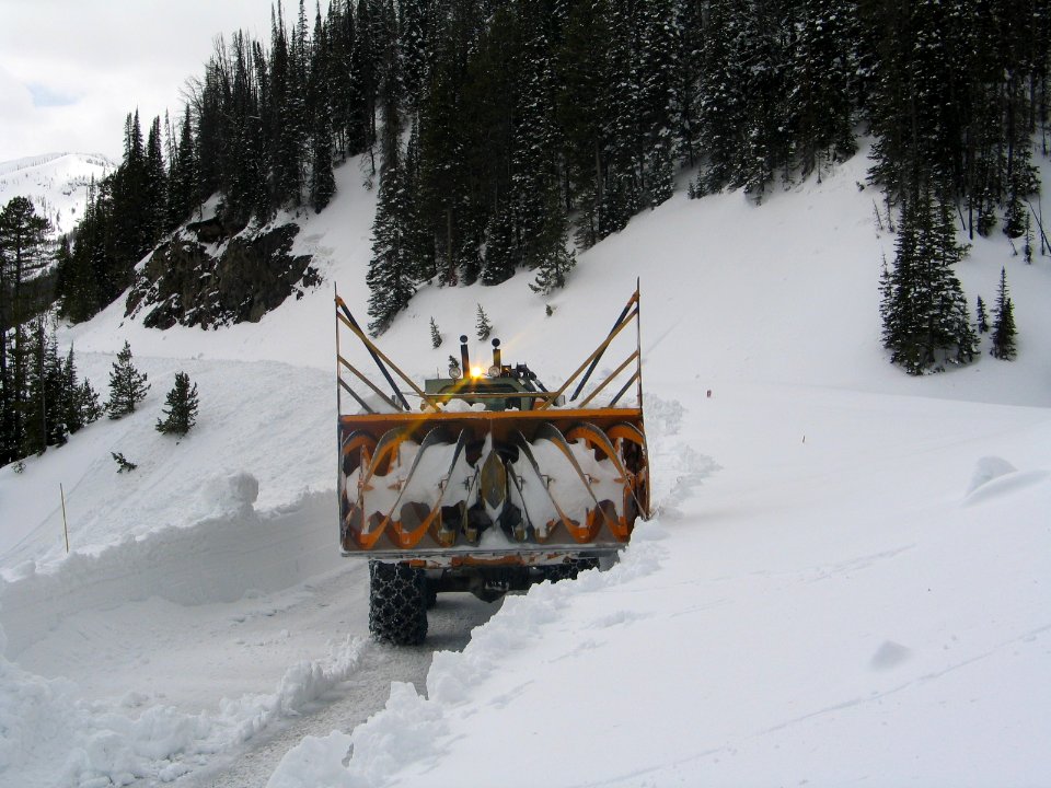 Hough Loader on Sylvan Pass