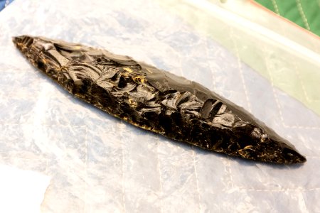 Obsidian worked stone