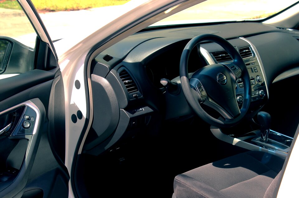 Auto vehicle drive