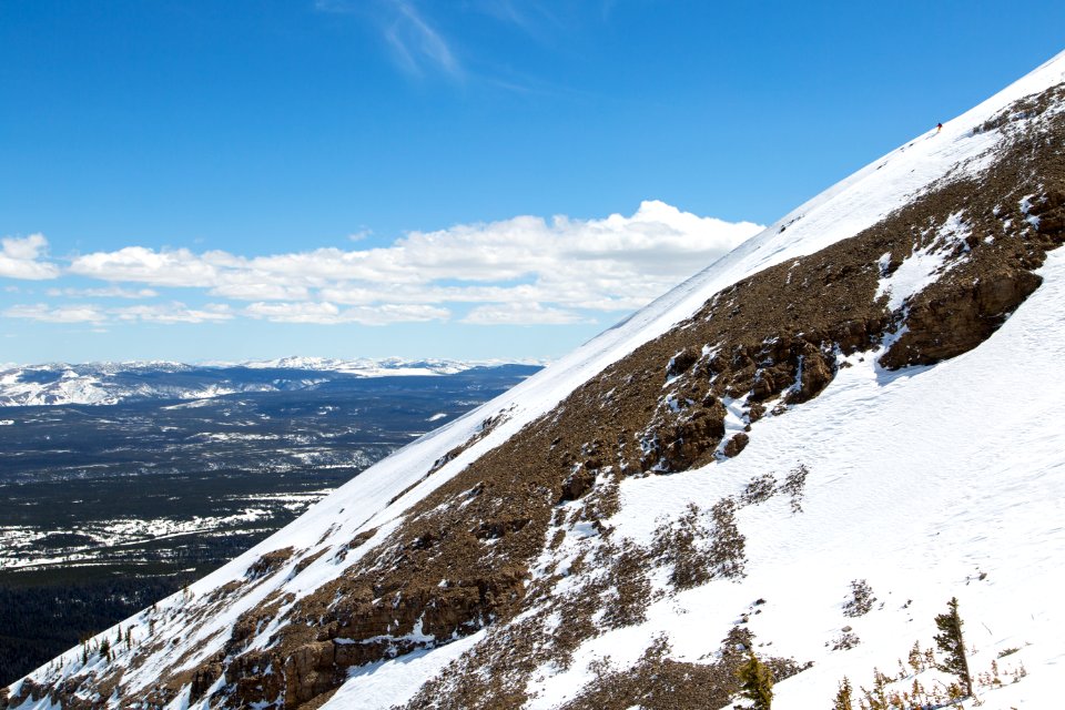Lloyd Krueger Skiing off Antler Peak