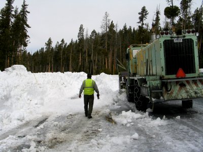 Plowing Craig Pass (16)