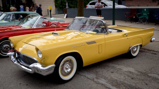 1957 Ford Thunderbird