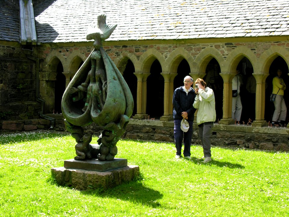 Sculpture in the courtyard of the Abbey