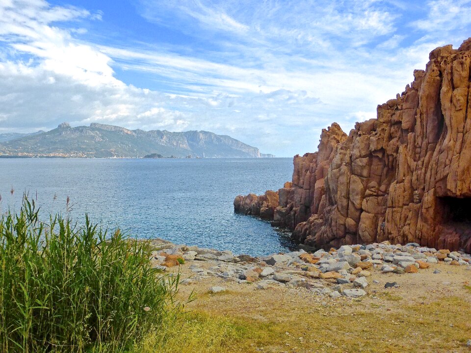 Seaside red arbatax