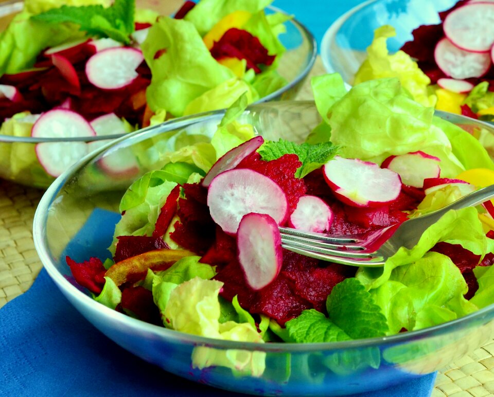 Beetroot radishes vitamins