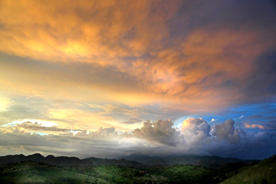 VIEW FROM THE HOUSE - 0227 (8-20-2014) -01