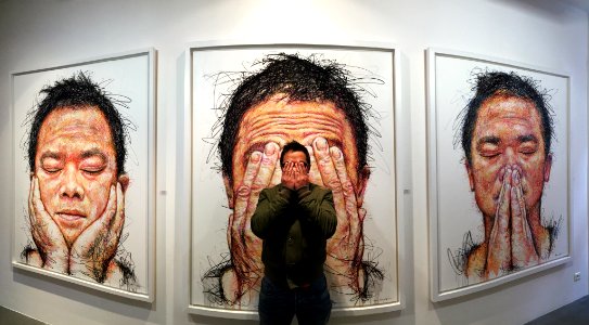Gallery A2Z Paris with Hom Nguyen