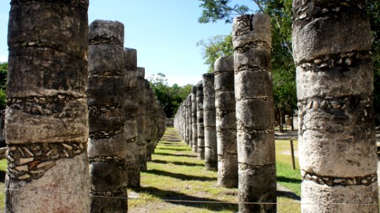 Columnata Chichen Itzá - DSC05033
