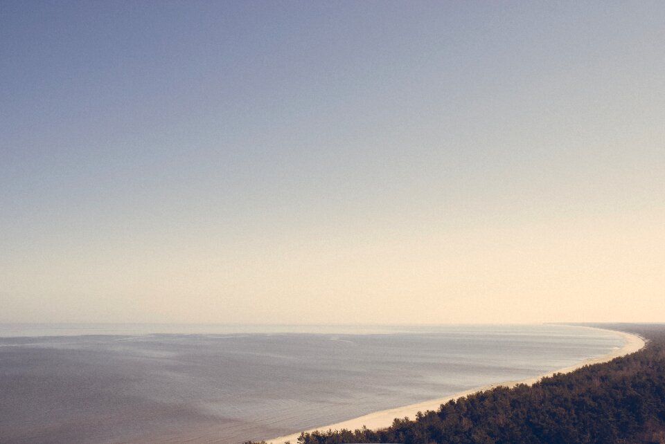 Coast horizon sky