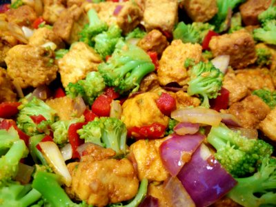 Quorn, broccoli, red onion, sweet pepper photo