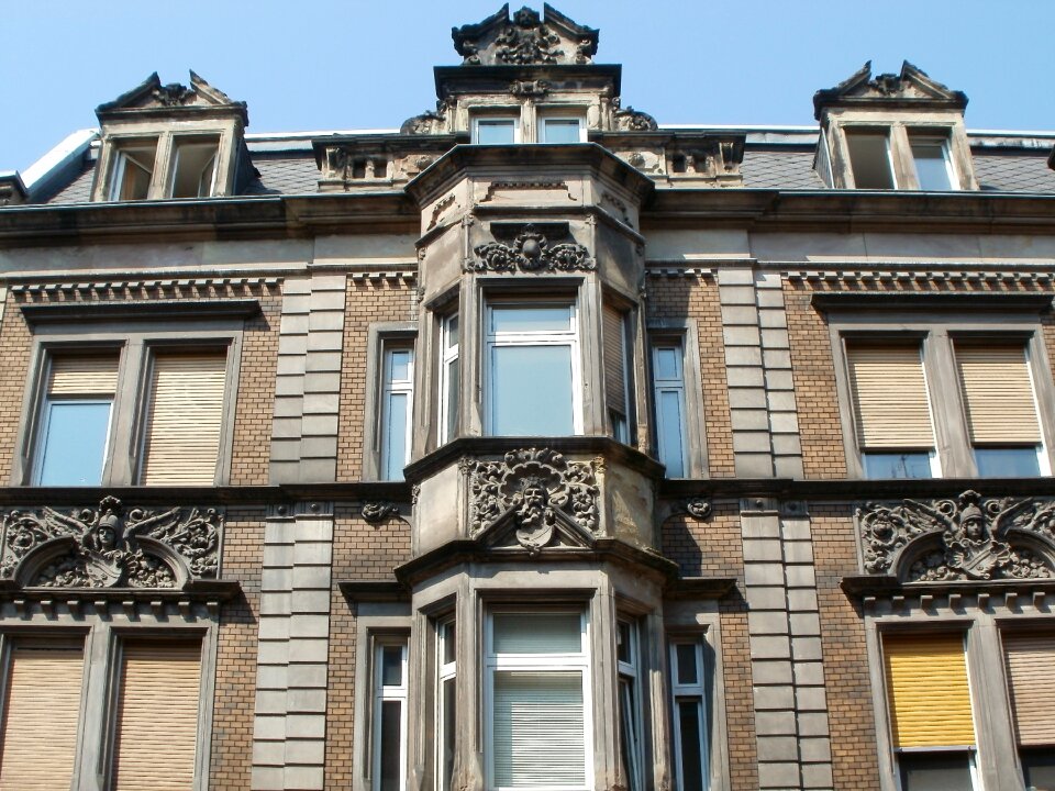 Oriel saarbruecken architecture