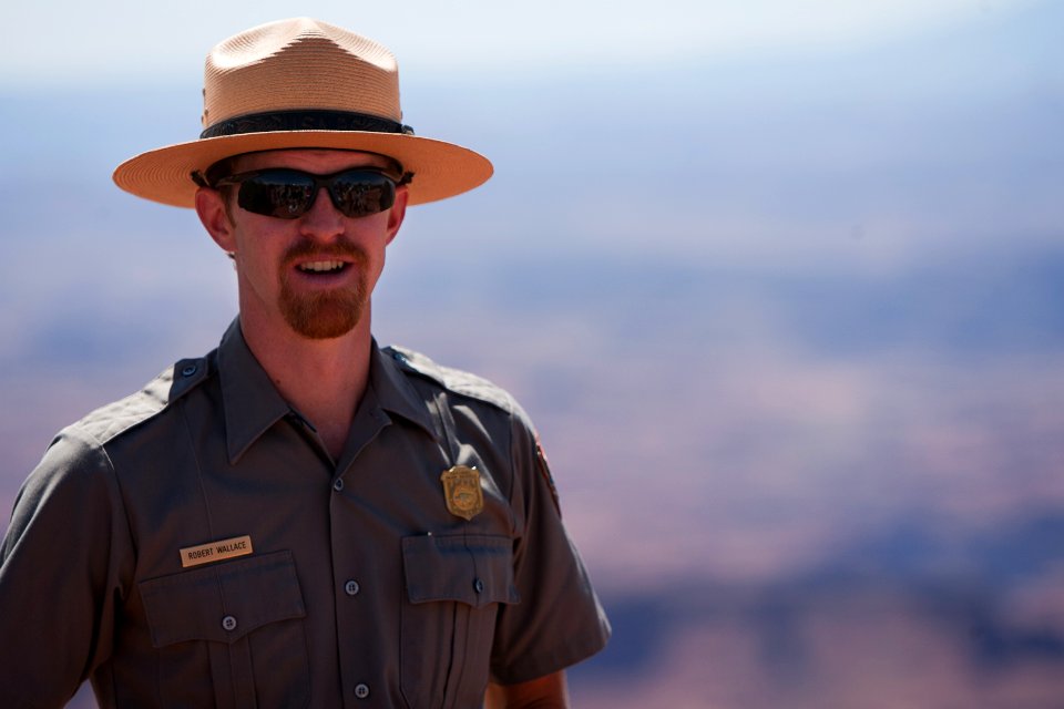 Robert Wallace - Geology talk at Grand View Point.