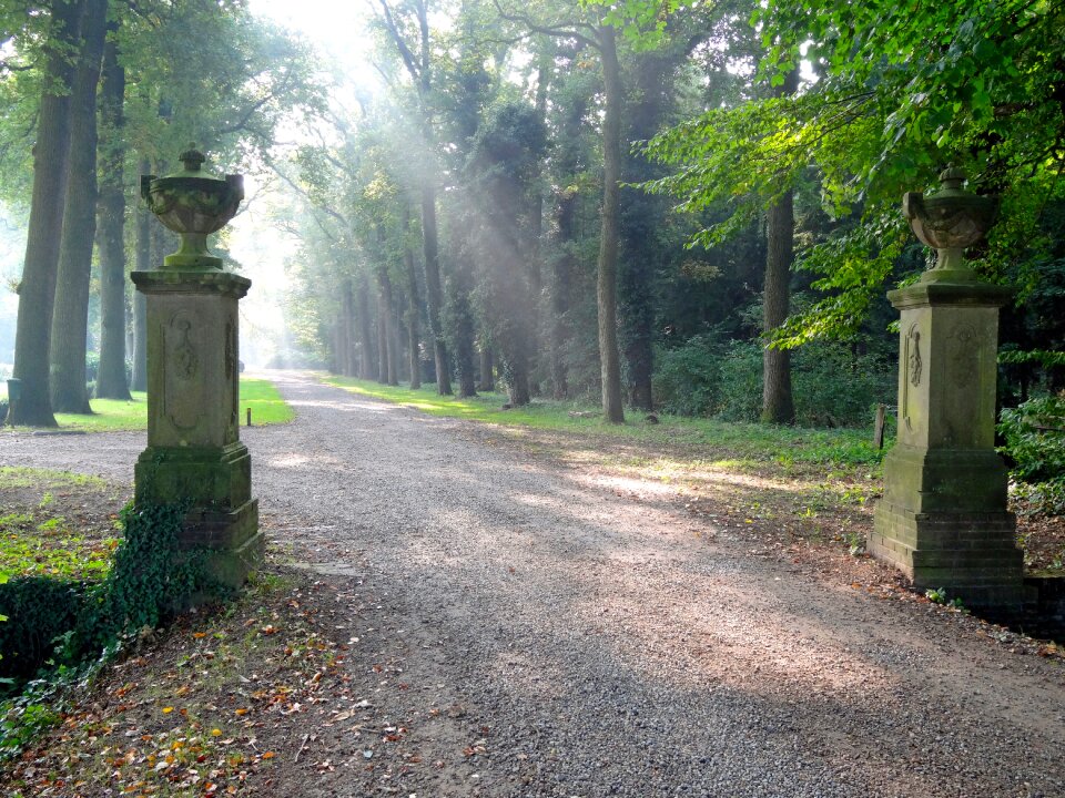 Portal columns decor