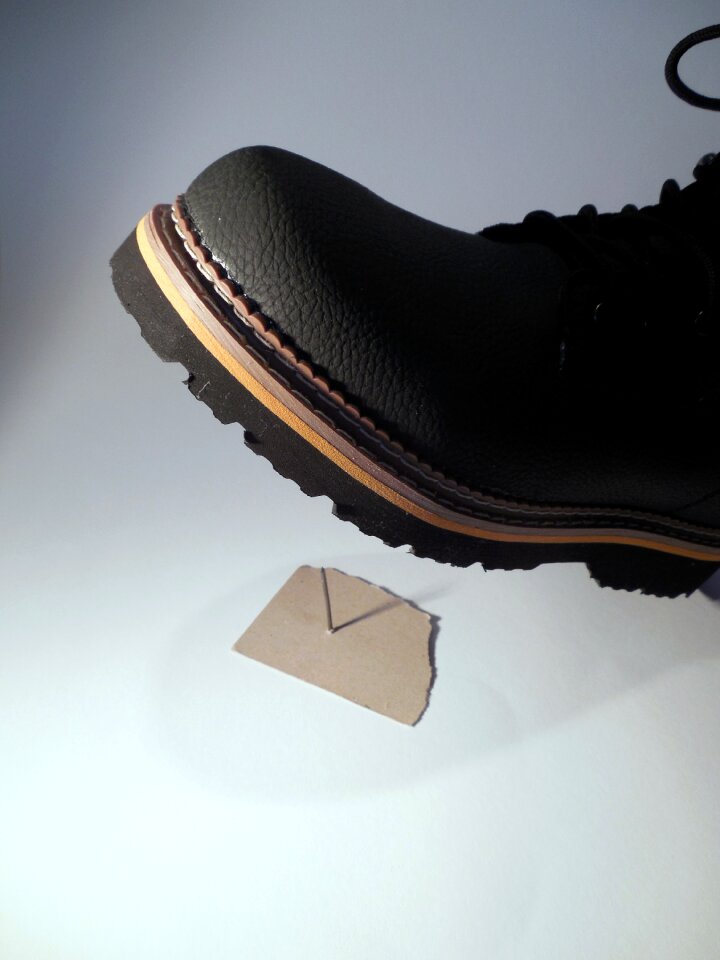 Nail shoe foot