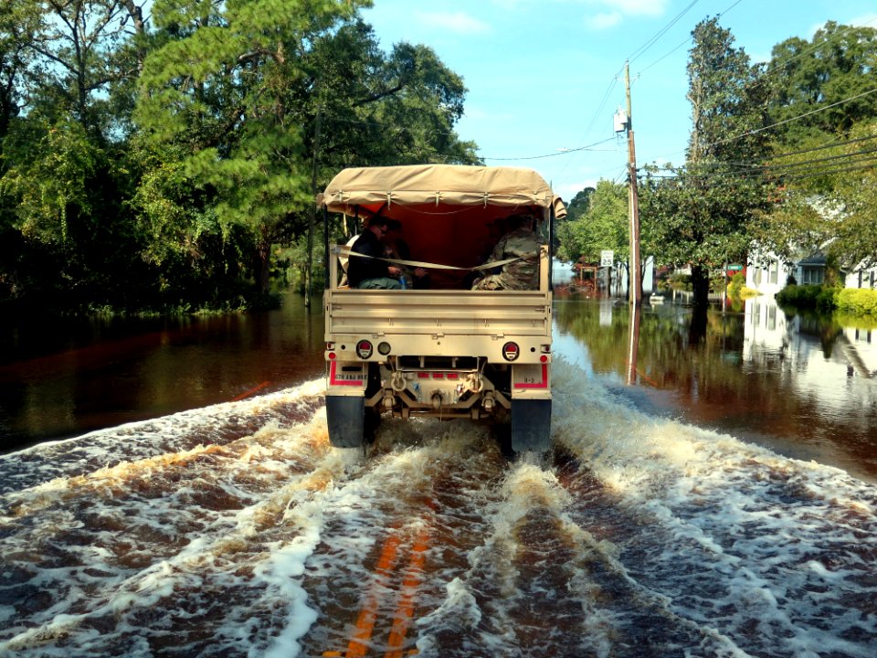 S.C. Gov Nikki Haley assesses Hurricane Matthew flood damage