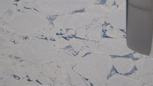 2017.02.28 SWISS ZRH to LAX: Packeis