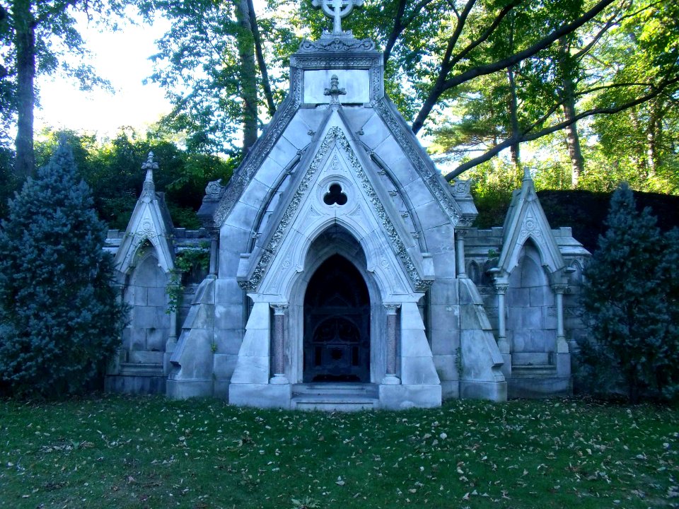 FH Mausoleum II