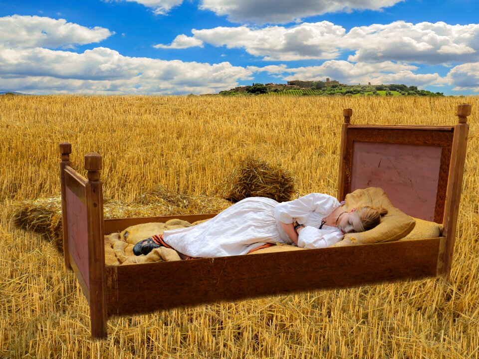 Good night nostalgia girl