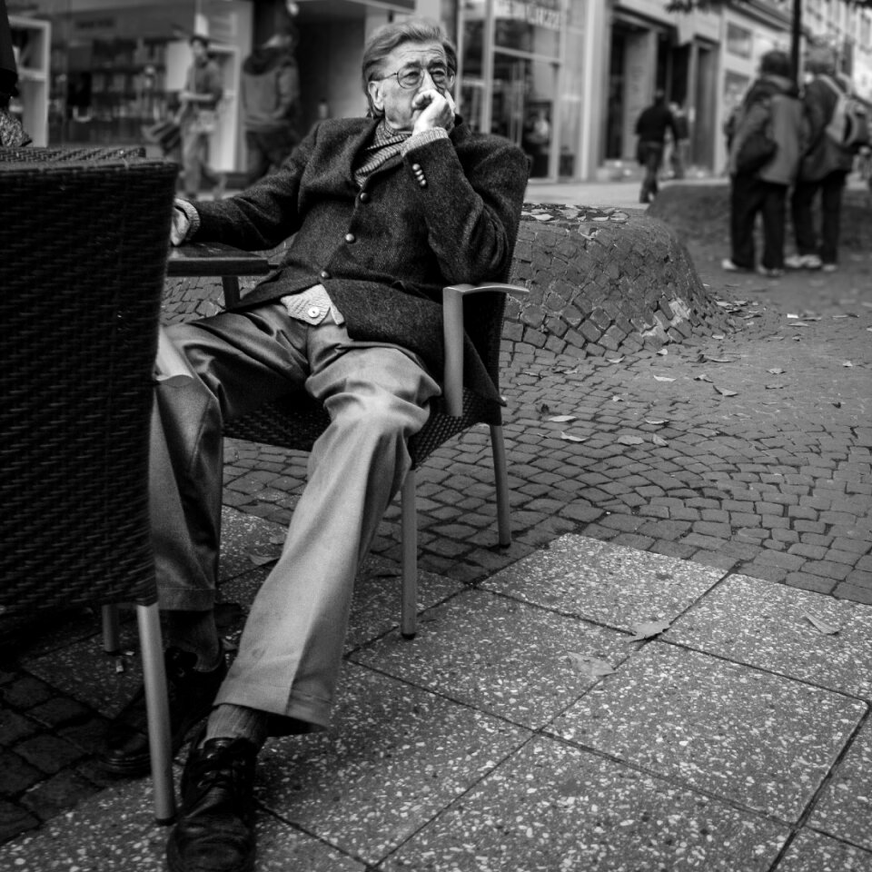 Street-style street terrace