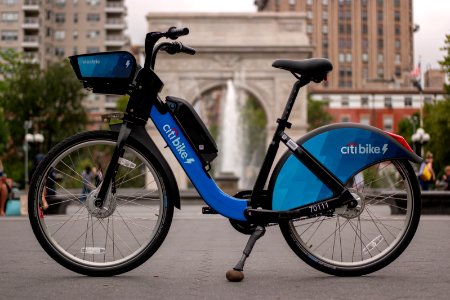New electric-assist CitiBike NYC photo