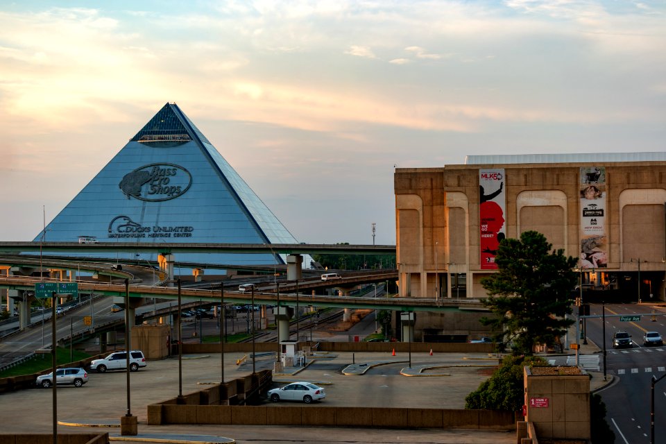 Bass Pro Shops at the Pyramid