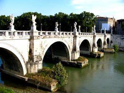 Rome: bridge over River Tereve photo