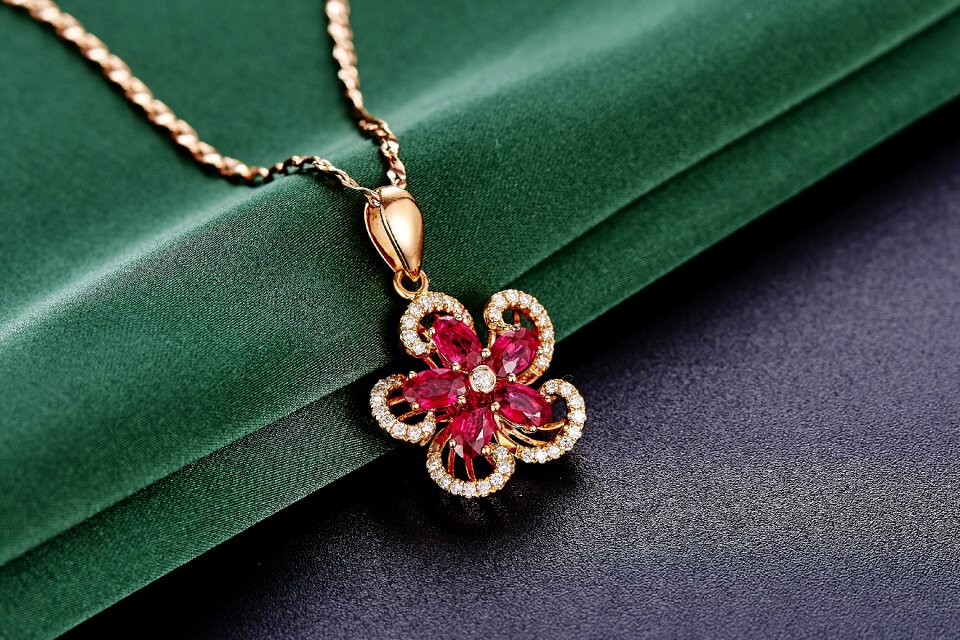Jewelry ruby pendant