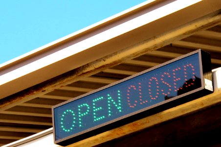 OPENCLOSED