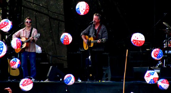 robertearlkeenbeachballs