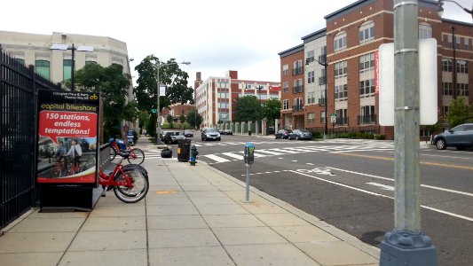Eckington Pl & Q St NE