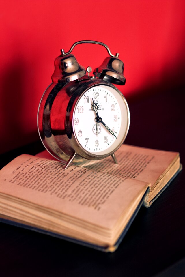 Vintage time alarm