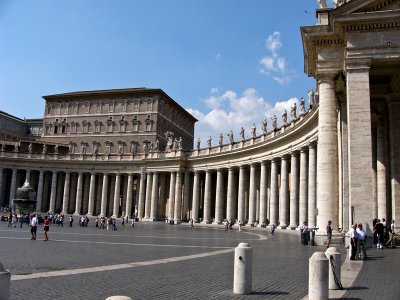 Vatican Piazza: different view