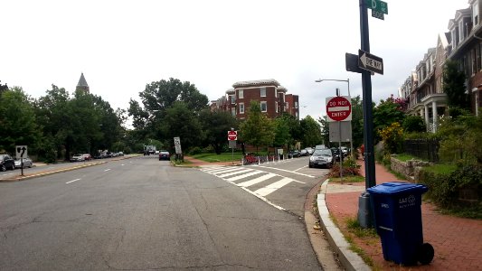 D St & Maryland Ave NE