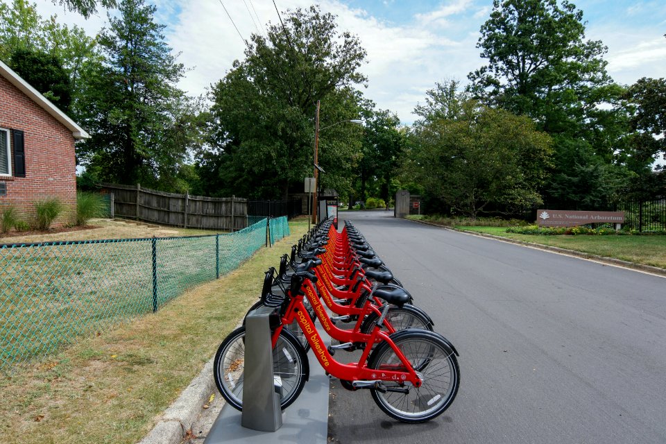 New station no. 401 - National Arboretum