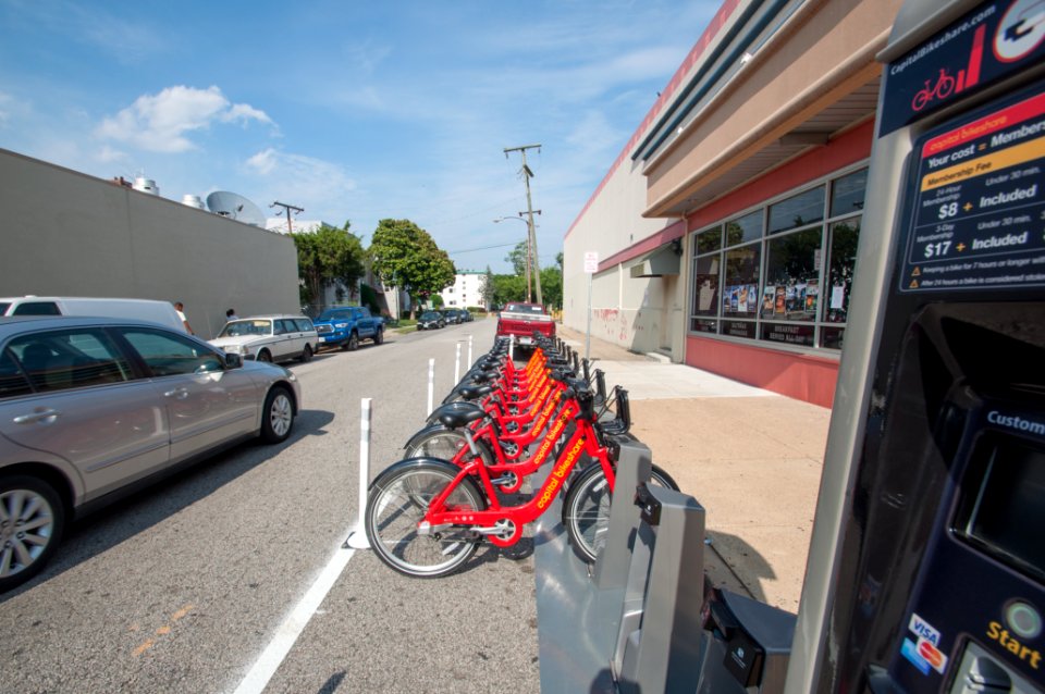New station no. 393 - Mount Vernon Ave & Bruce St