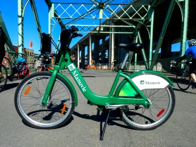 BIXI green 7 speed