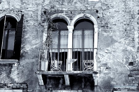 un balcone a Venezia photo