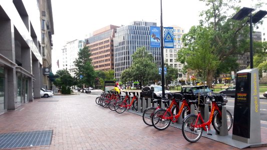 17th & K St NW / Farragut Square