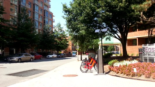 N Randolph St & Fairfax Dr