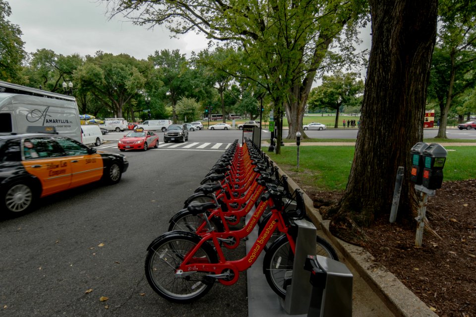 New station no. 407 - 22nd St & Constitution Ave NW