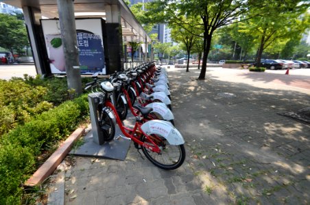 Seoul Bike on Yeouido photo