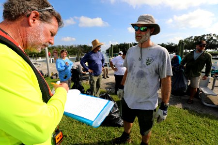 NPSPhoto M.Collier 2019 CS BeachClean WeighingTrash (7)