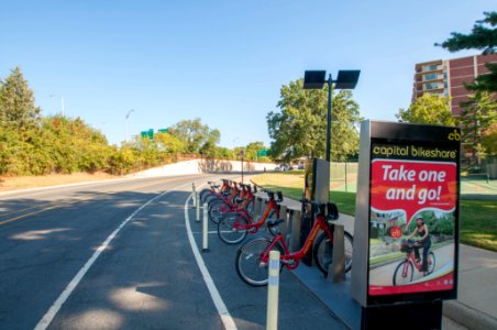 New Station no. 350 pentagon city (Army Navy Dr & S Nash St)