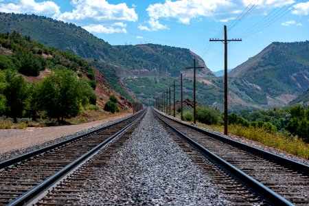 train tracks at spanish fork river park, Utah