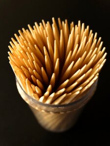 Toothpick pointed prickly
