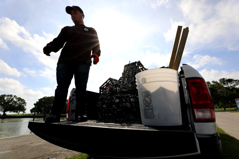 NPSPhoto M.Collier 2019 CS BeachClean WeighingTrash (5)