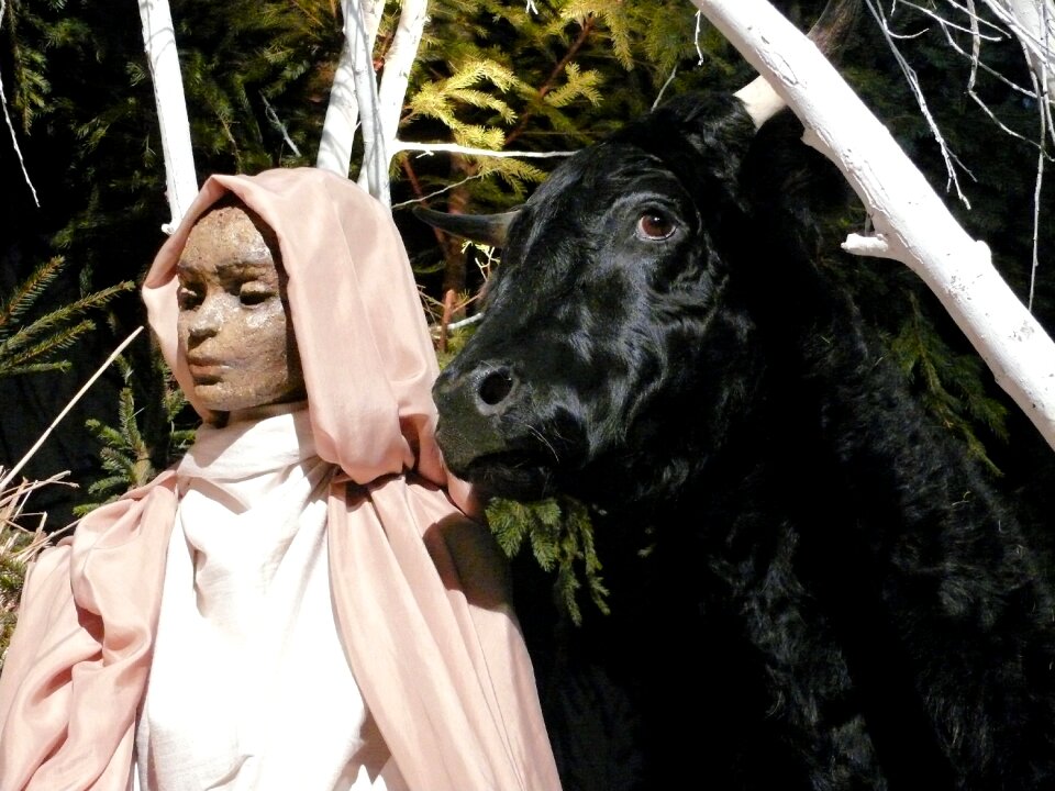 Maria with ox hertogenbosch nativity scene
