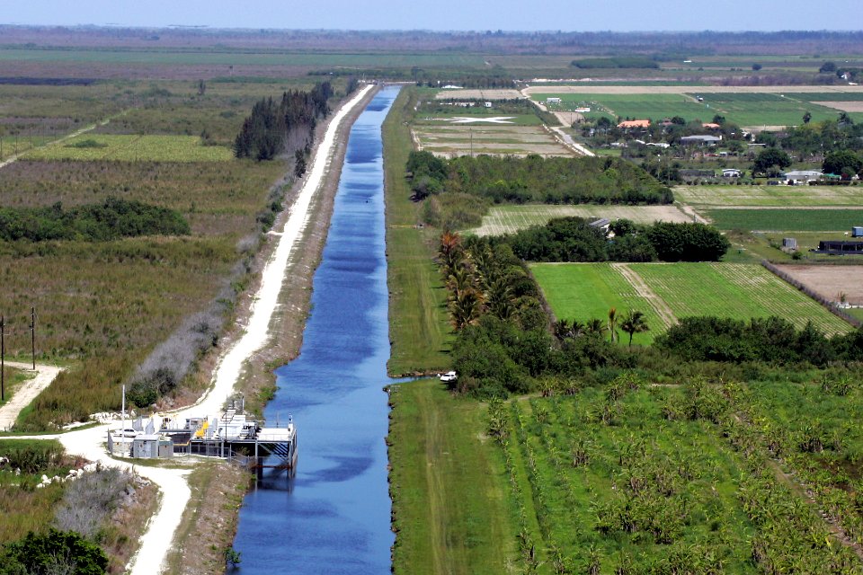 Levees, Dikes and Dams (16), NPSPhoto, R. Cammauf