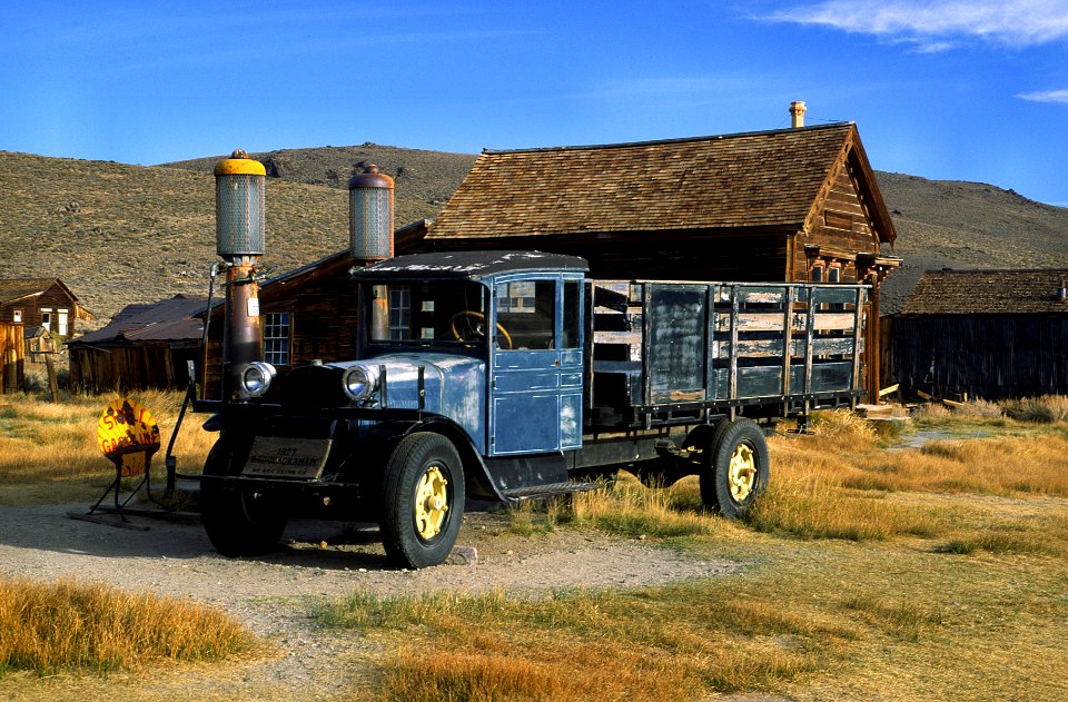 0083, Bodie, CA, ghost town, Oct 2003